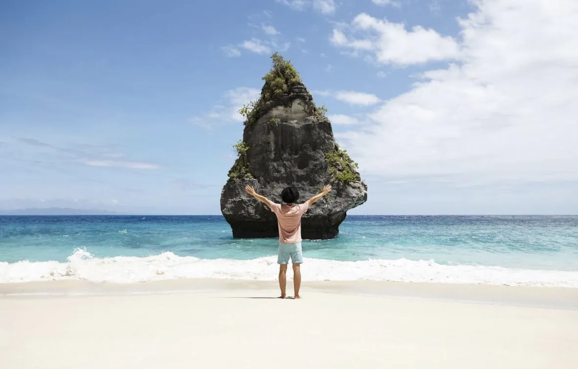 How a Travel eSIM Keeps You Connected in Even the Most Remote Locations