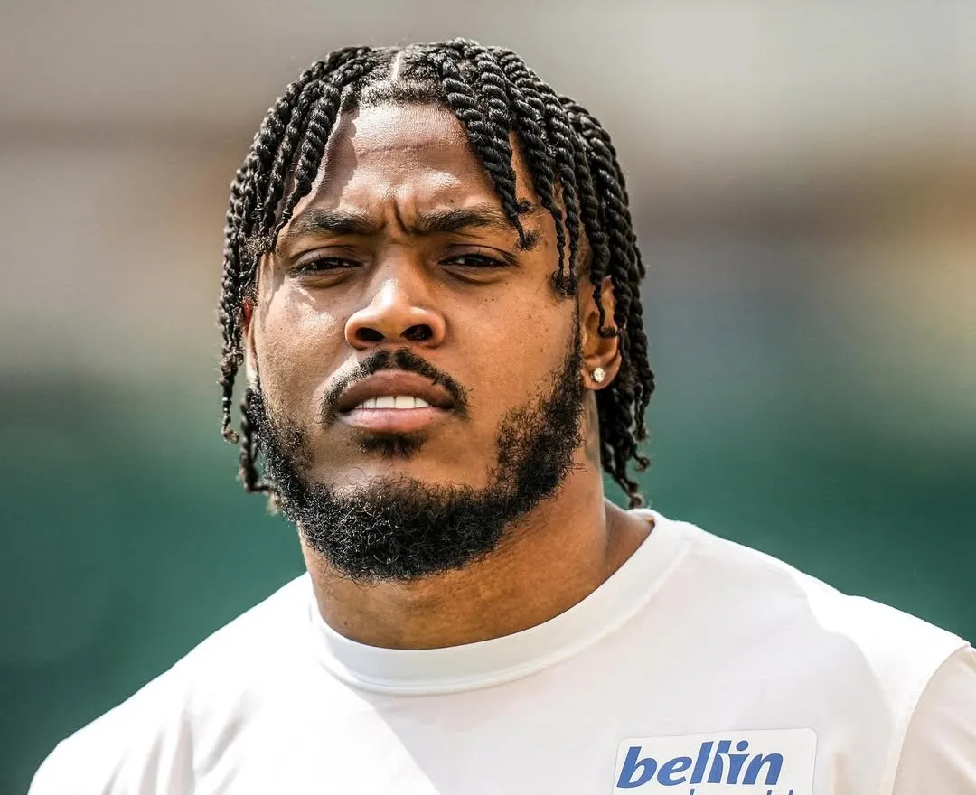 Josh Jacobs: The Inspirational Story of a Football Star