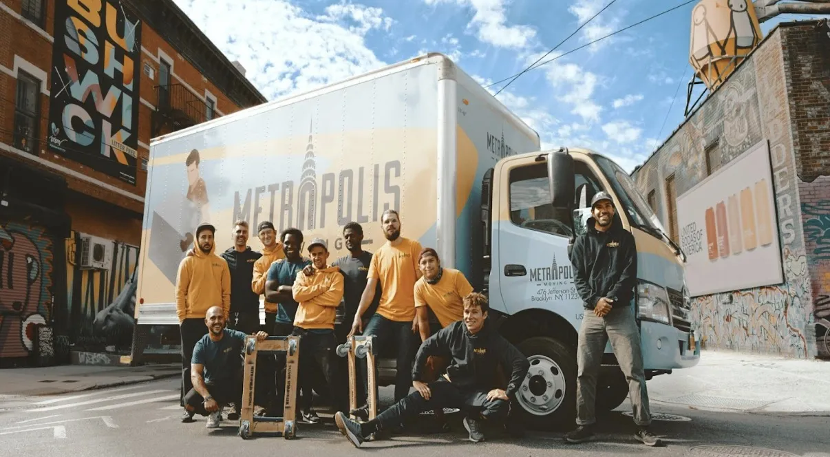 From Heavy Lifting to Logistics: The Perks of a Pro Moving Team
