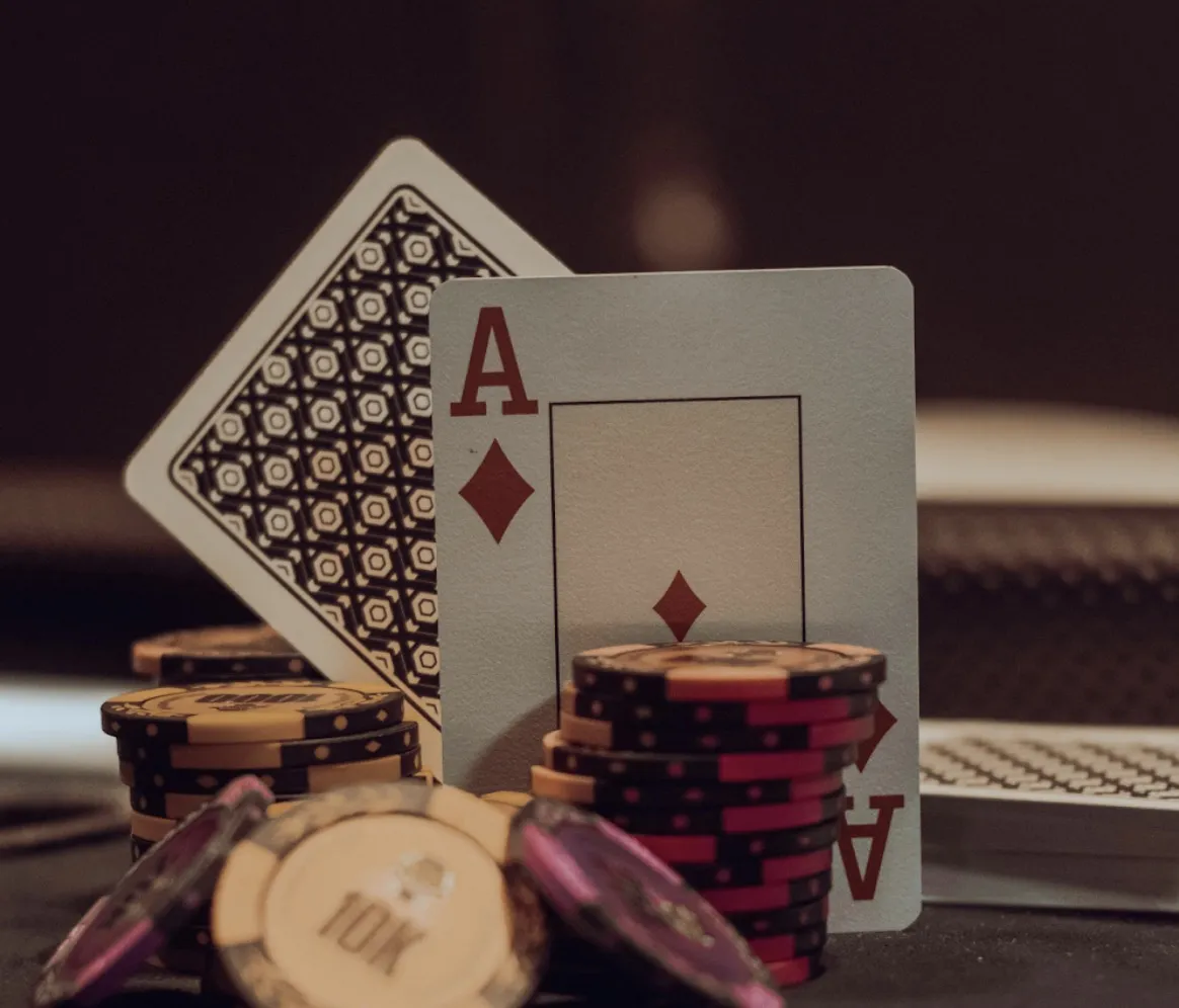 From Casino Royale to Your Screen: Why Bond Fans Love Baccarat Online