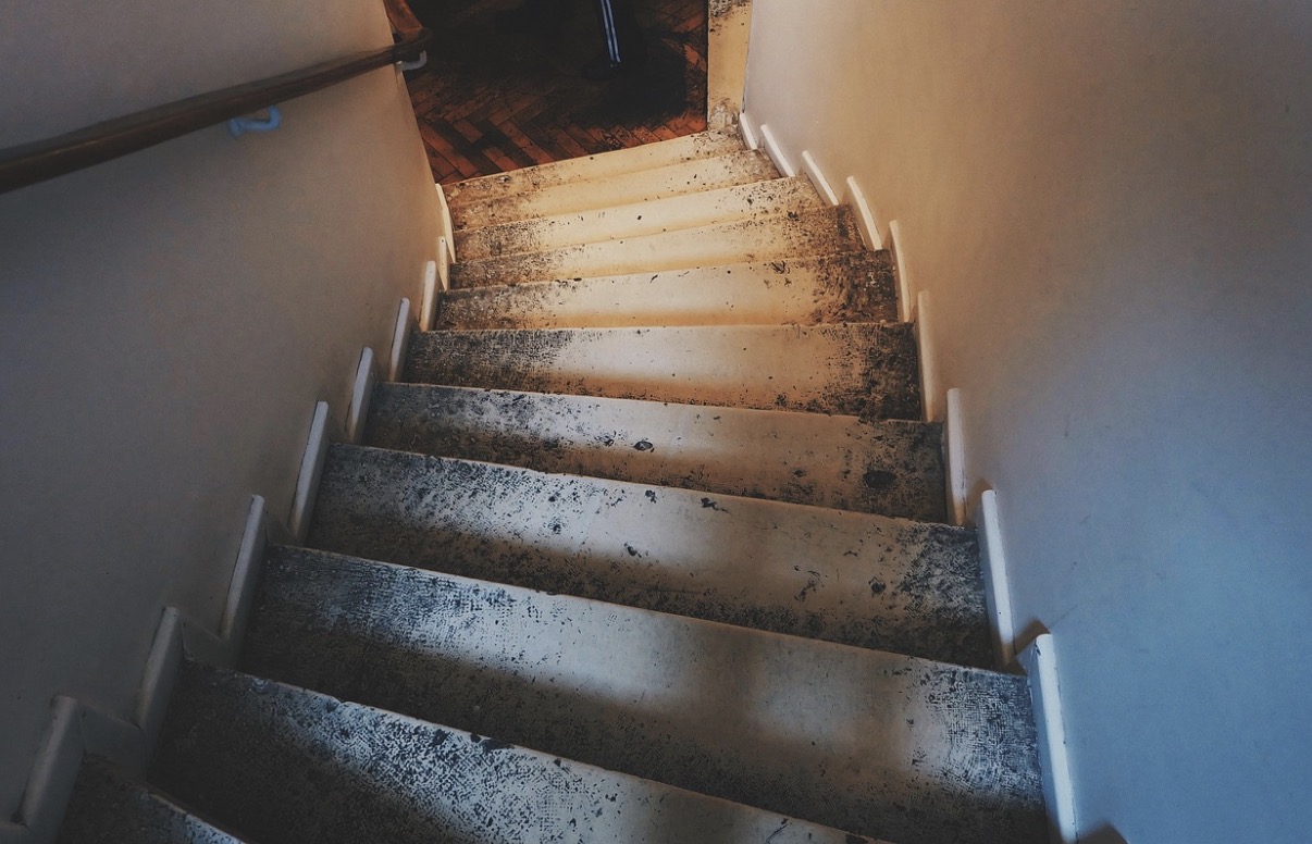 The Link Between Indoor Mold and Long-Term Health Issues