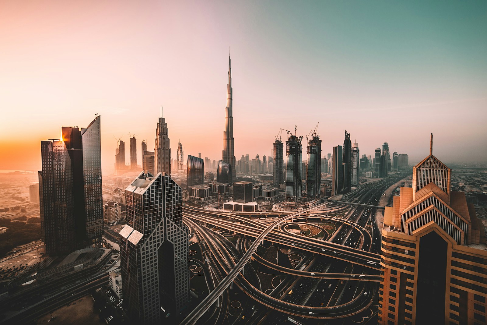 5 Benefits of Starting a Business in the UAE
