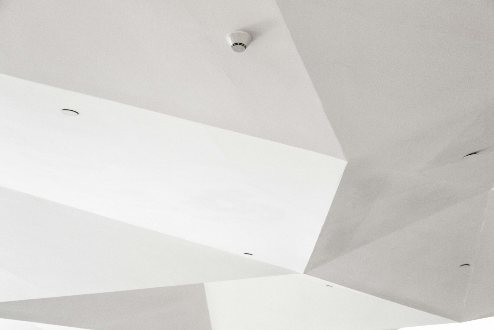 Why a Ceiling Mount Mini Split is Great for Commercial Spaces