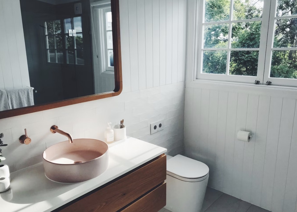 What Homeowners Should Expect From A Modern Bathroom Remodel