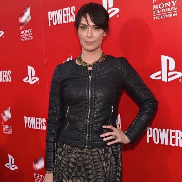 Michelle Forbes feat1