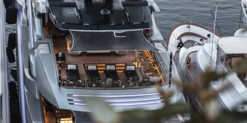 close-up photography of boat