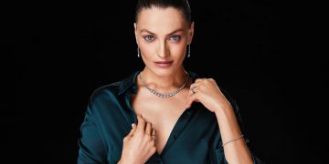 Anna Jagodzinska featt