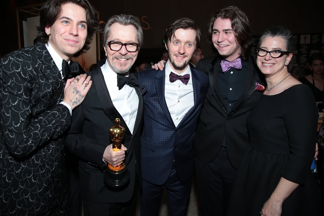 Charlie Oldman featt