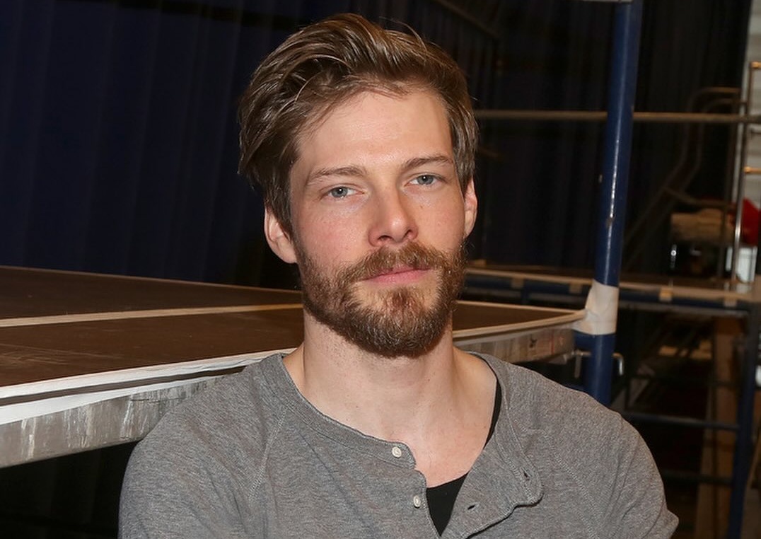 Hunter Parrish: From Weeds Star to Respected Actor on Stage and Screen