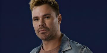 Patrick John Flueger