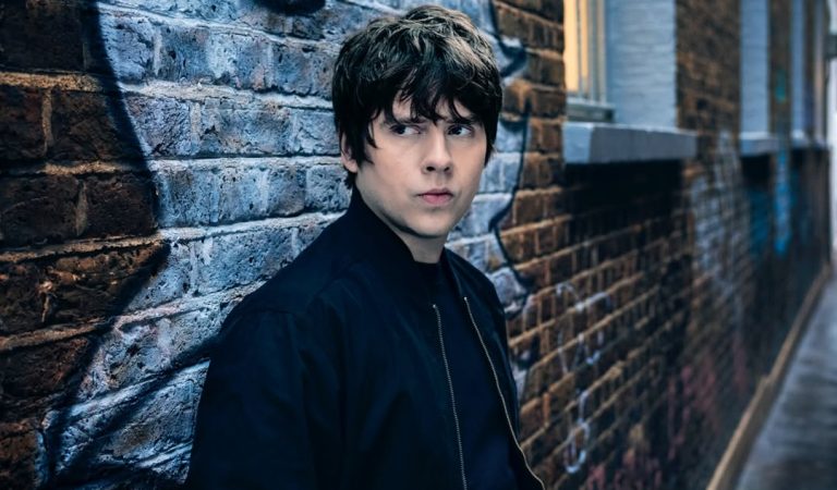 Jake Bugg: From Glastonbury Breakthrough to International Tours