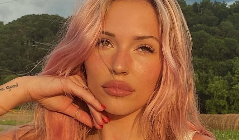 Lennon Stella: From a YouTube Sensation to a Confident Pop Star of Today