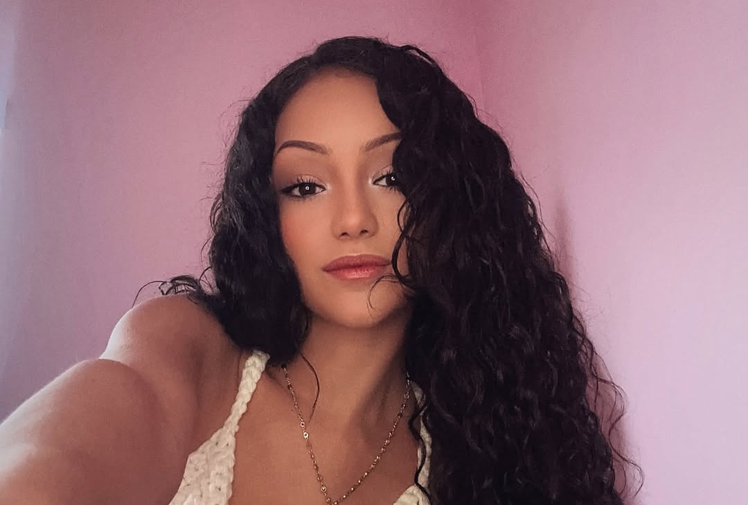 Melanie Iglesias: From Brooklyn Roots to International Glamour Model