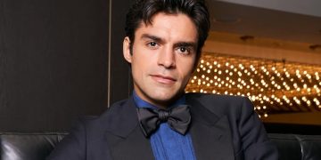 Sean Teale