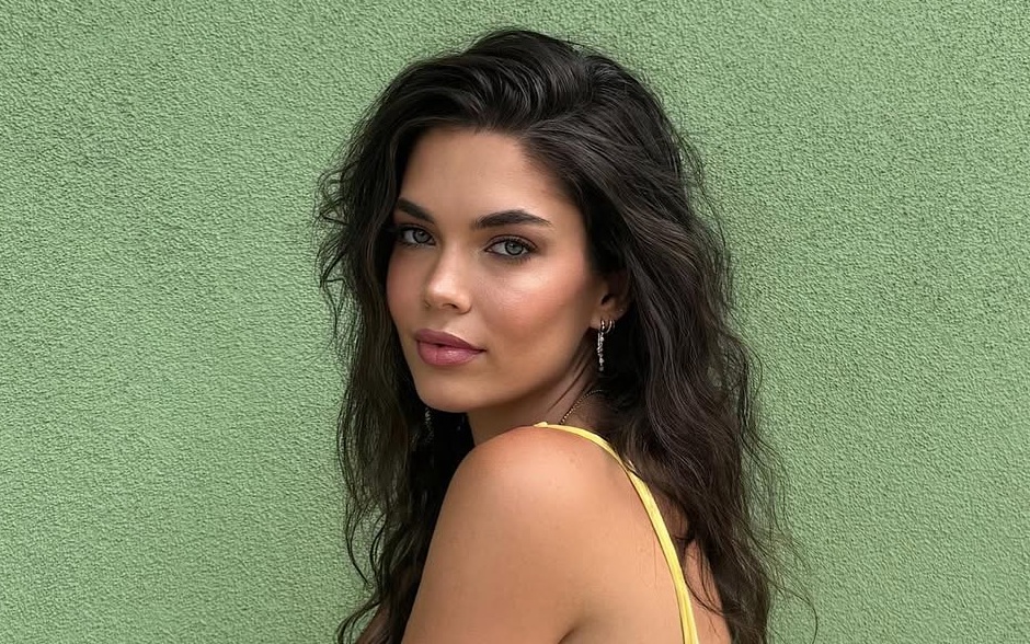 Aarika Wolf: From North Dakota to Fashion Model and Instagram Star