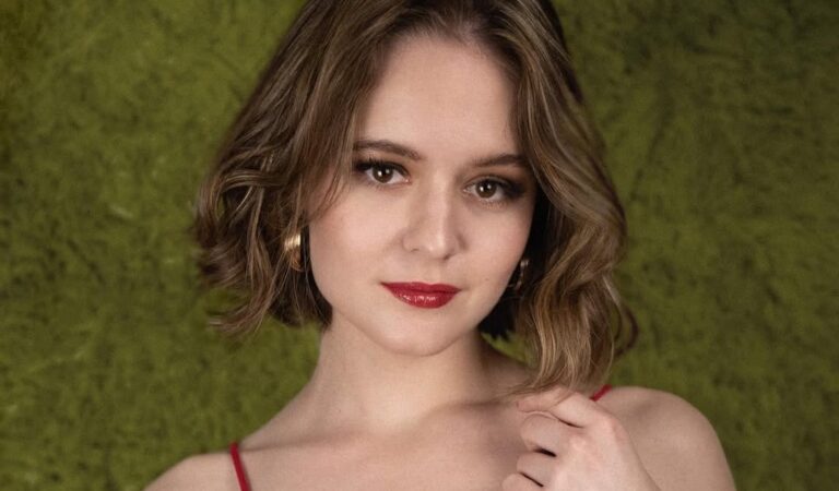 Izabela Vidovic: The Rising Actress Known for The Fosters and Wonder