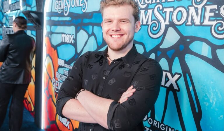 Sean Ryan Fox: The Actor Behind Jasper in Henry Danger