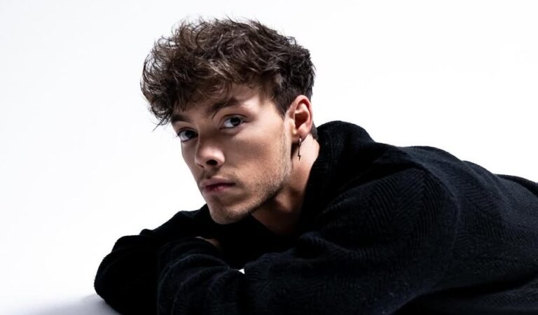 Zach Herron: The Musical Journey of the Why Don’t We Singer