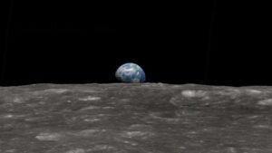 Artemis II Crew Approaches the Far Side of the Moon