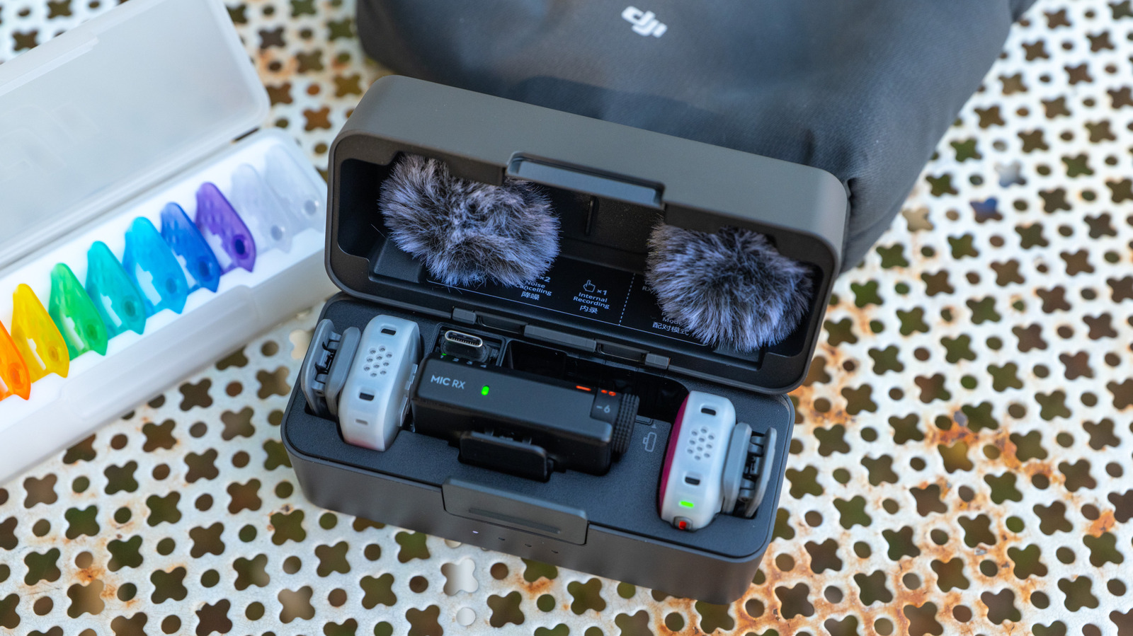 DJI Mic Mini 2S Adds Internal Recording to Tiny Wireless Mic — Explosion